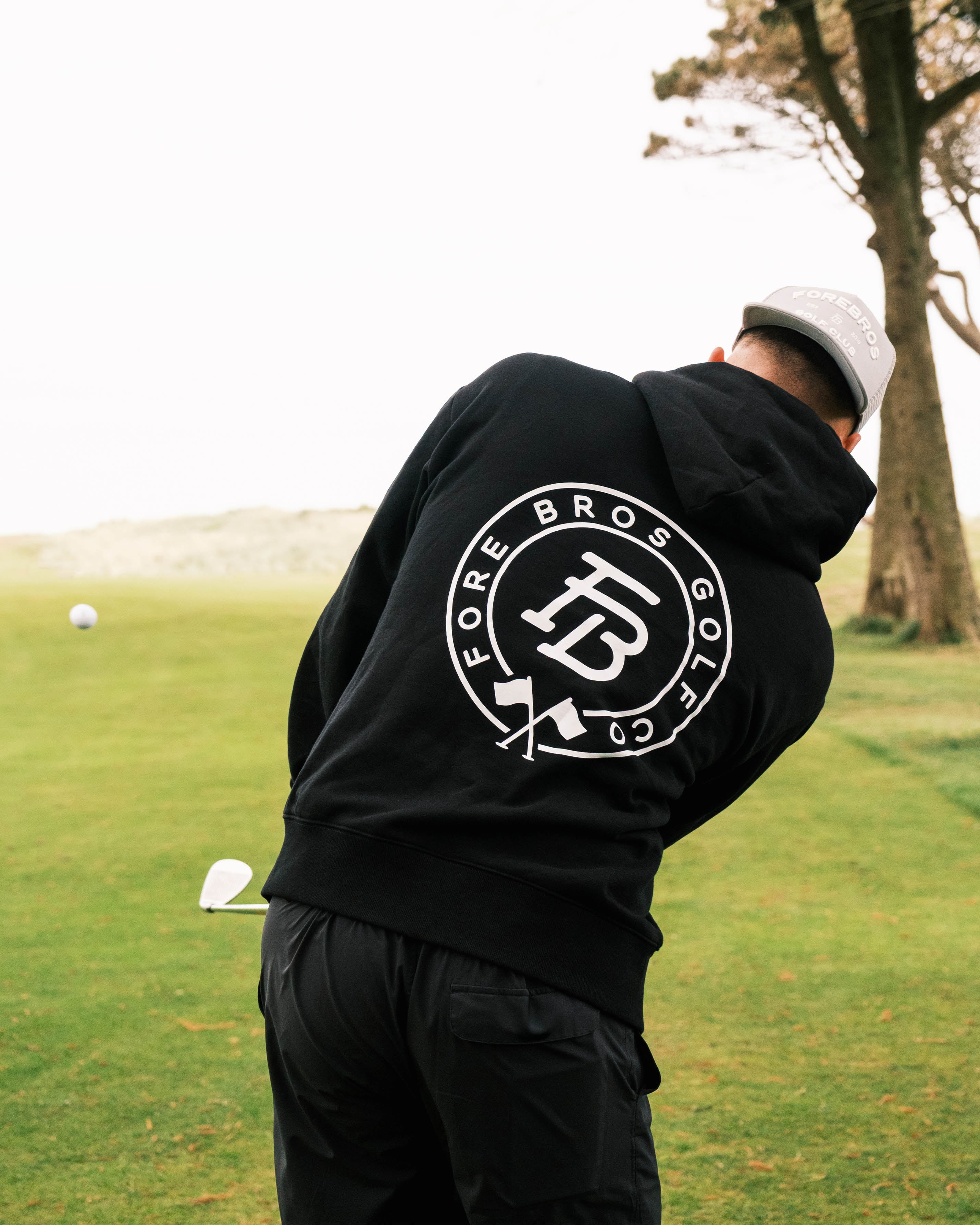 Crest Hoodie 'Black'