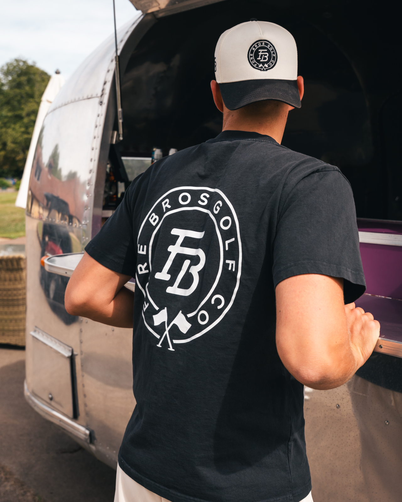 Crest Tee 'Black'